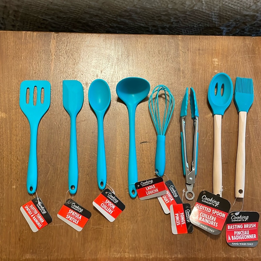 Brand New Small Kitchen Utensil Set